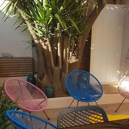2 Pieces Proche Calme Dans Apartamento *